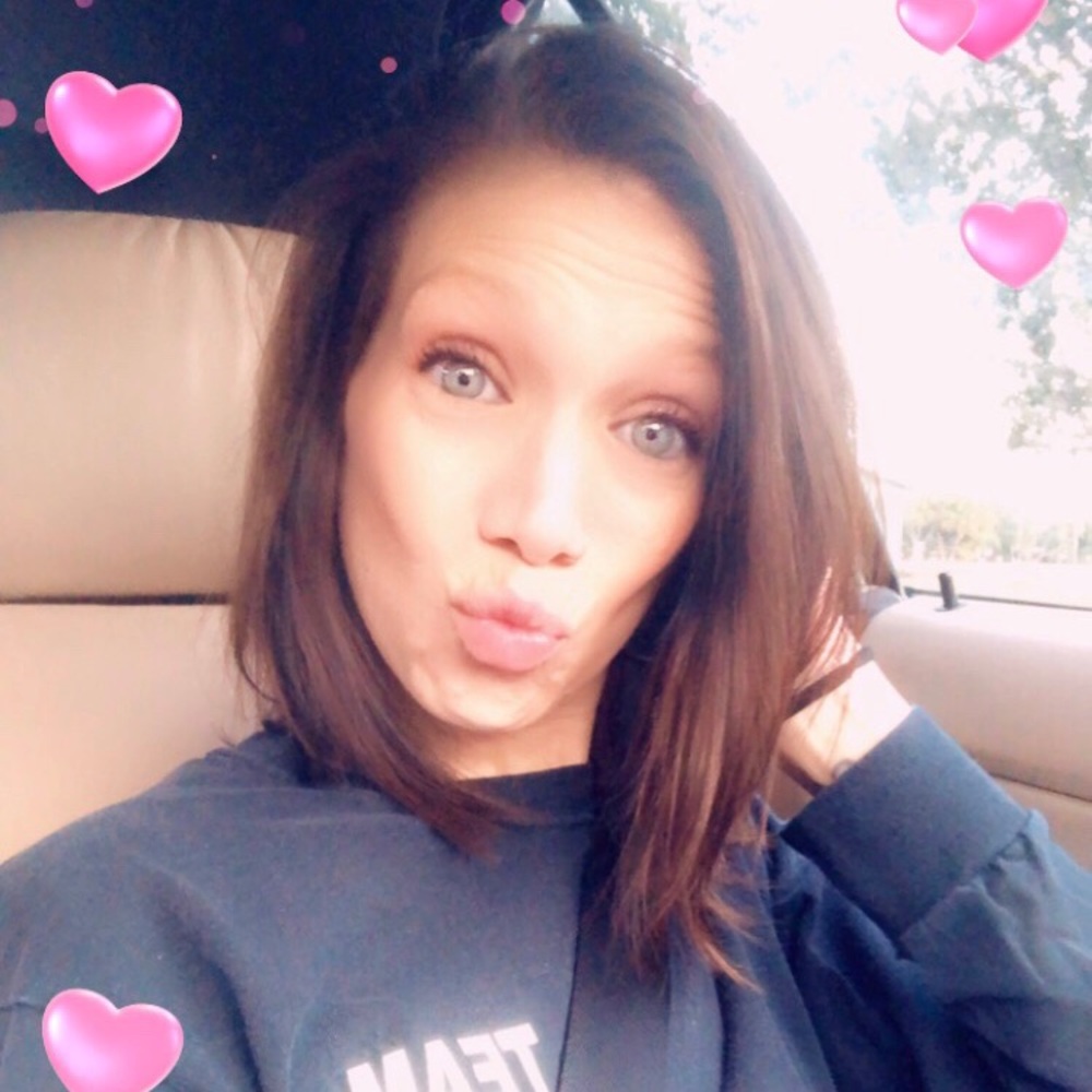 Meet your Posher, Fallon